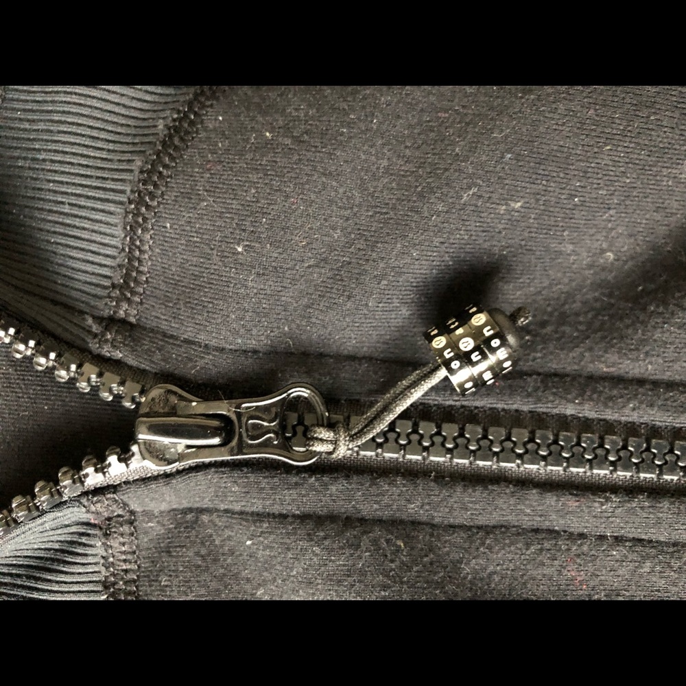 Lululemon Stride Jacket - Picture 7 of 7